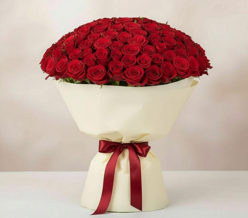 Букет 101 Красная роза Милано в Умёт