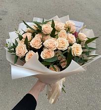 Букет Кремовые розы Латте в Умёт