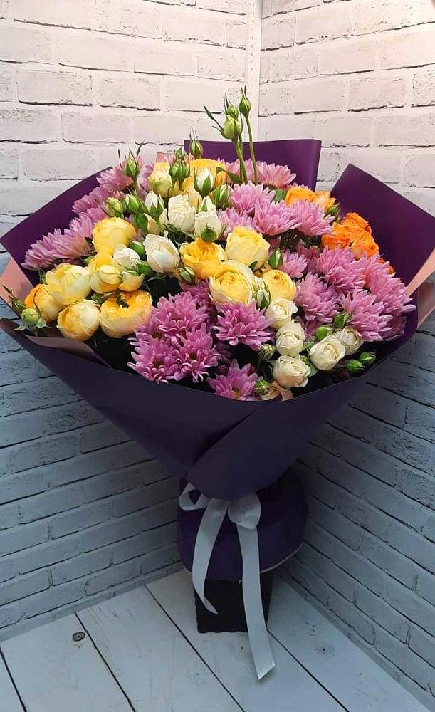 Букет цветов из: Хризантемы и Розы в Умёт