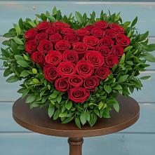 Цветочная композиция из Розы в виде сердца #REPLACE_PRED# Умёт