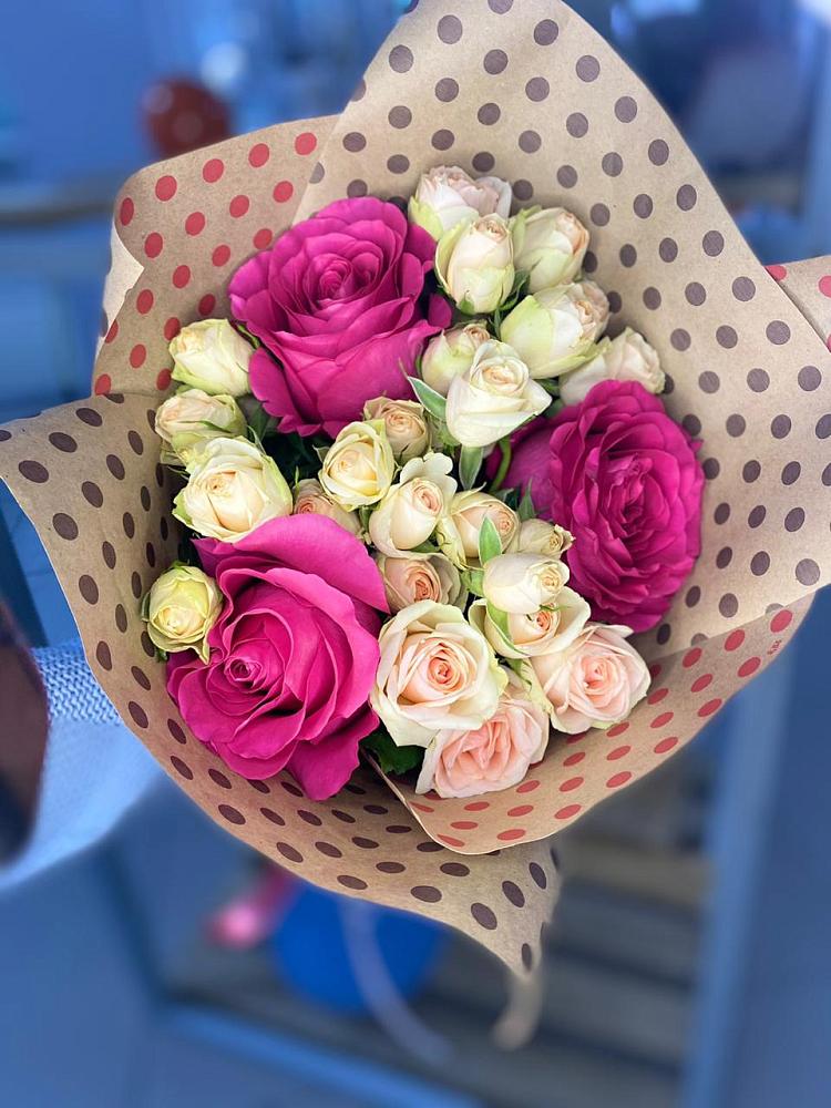 Букет цветов из: Розы в Умёт