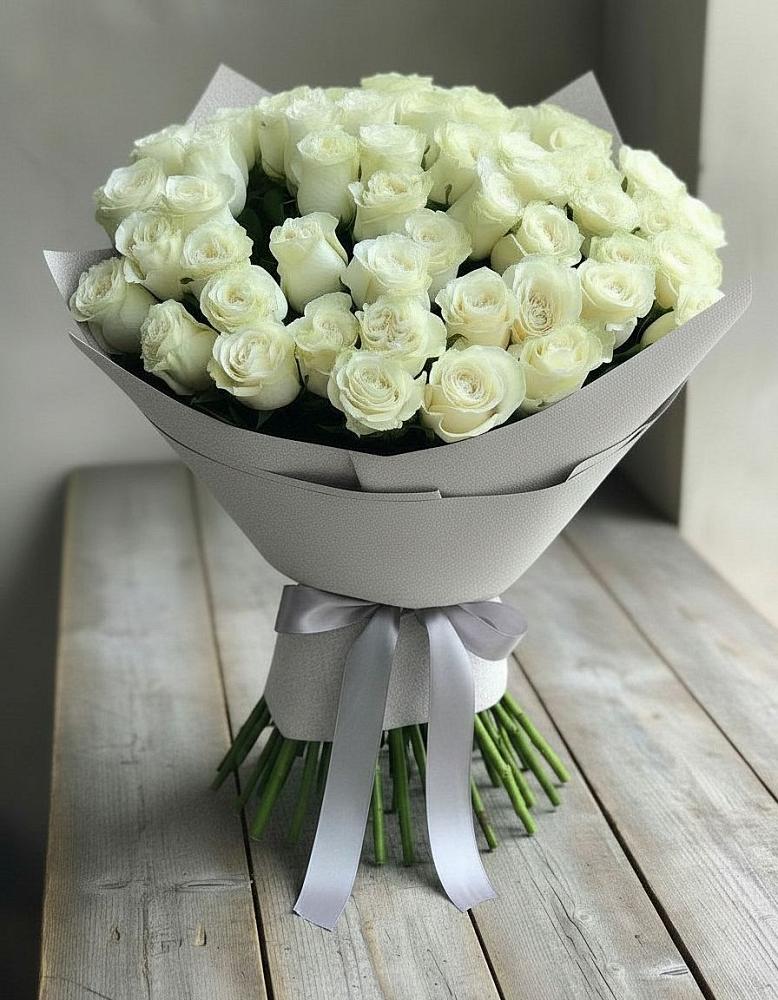 Букет 35 Белых роз в Умёт