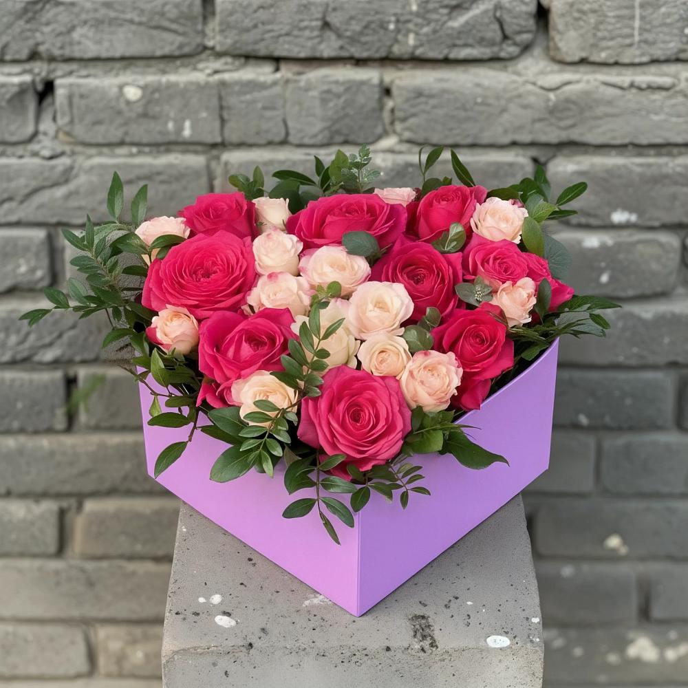 Цветочная композиция из Розы в коробке в Умёт