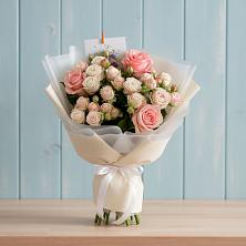 Букет цветов из:  Розы в Умёт