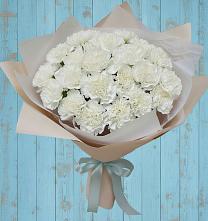 Букет цветов из:  Гвоздики в Умёт